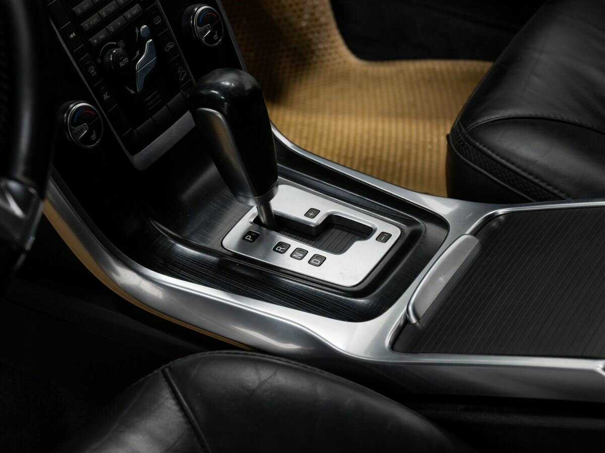 Купить Volvo XC70 с пробегом. Фото: #15