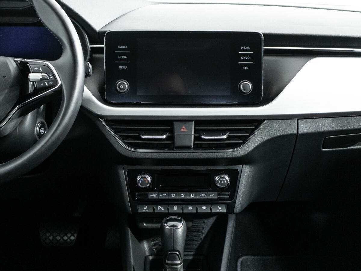 Купить Skoda Rapid с пробегом. Фото: #13