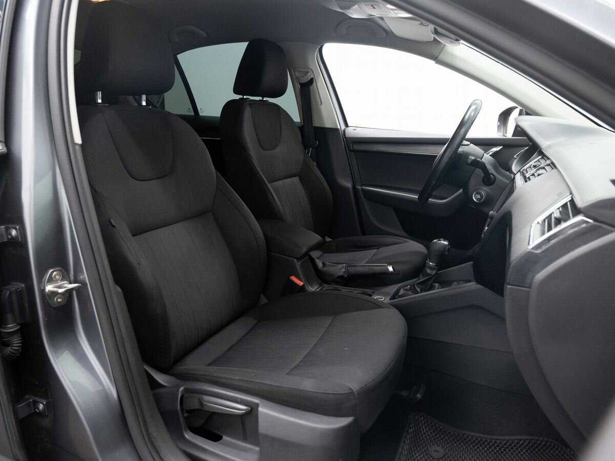 Купить Skoda Octavia с пробегом. Фото: #11