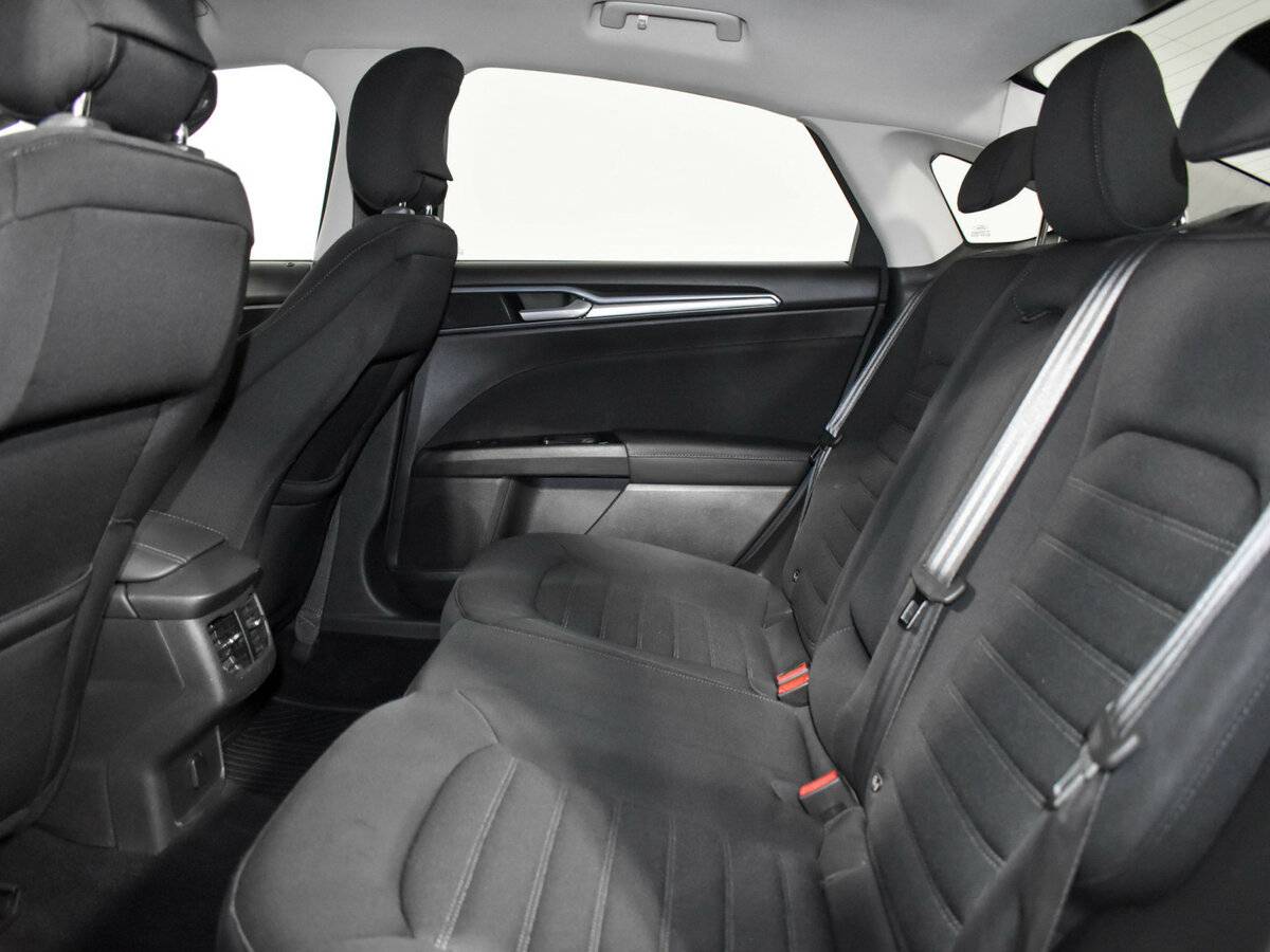 Купить Ford Mondeo с пробегом. Фото: #8