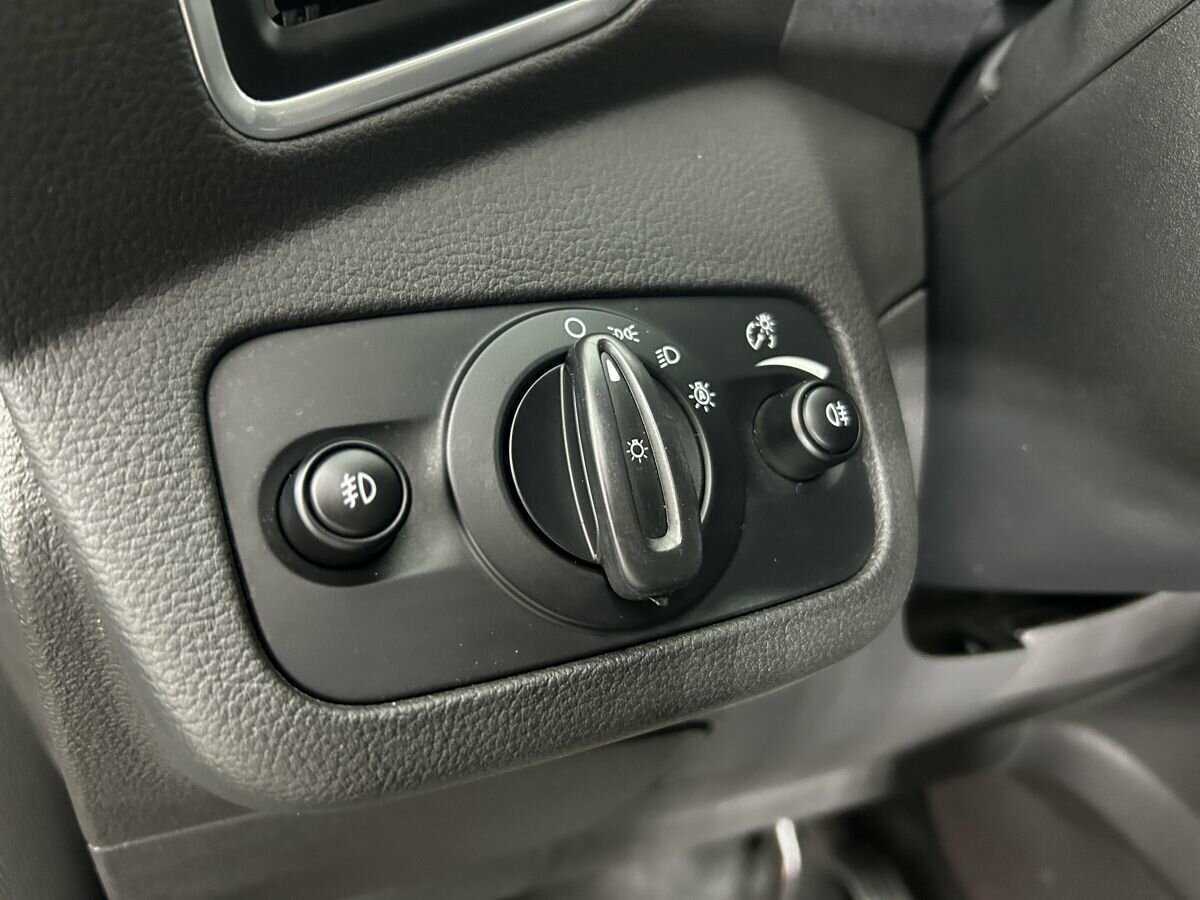 Купить Ford Kuga с пробегом. Фото: #7