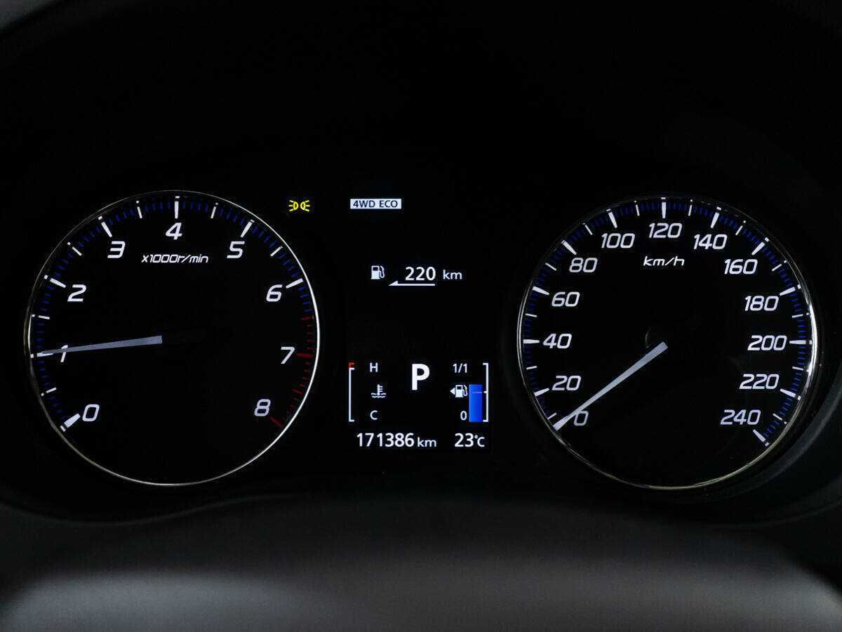 Купить Mitsubishi Outlander с пробегом. Фото: #11