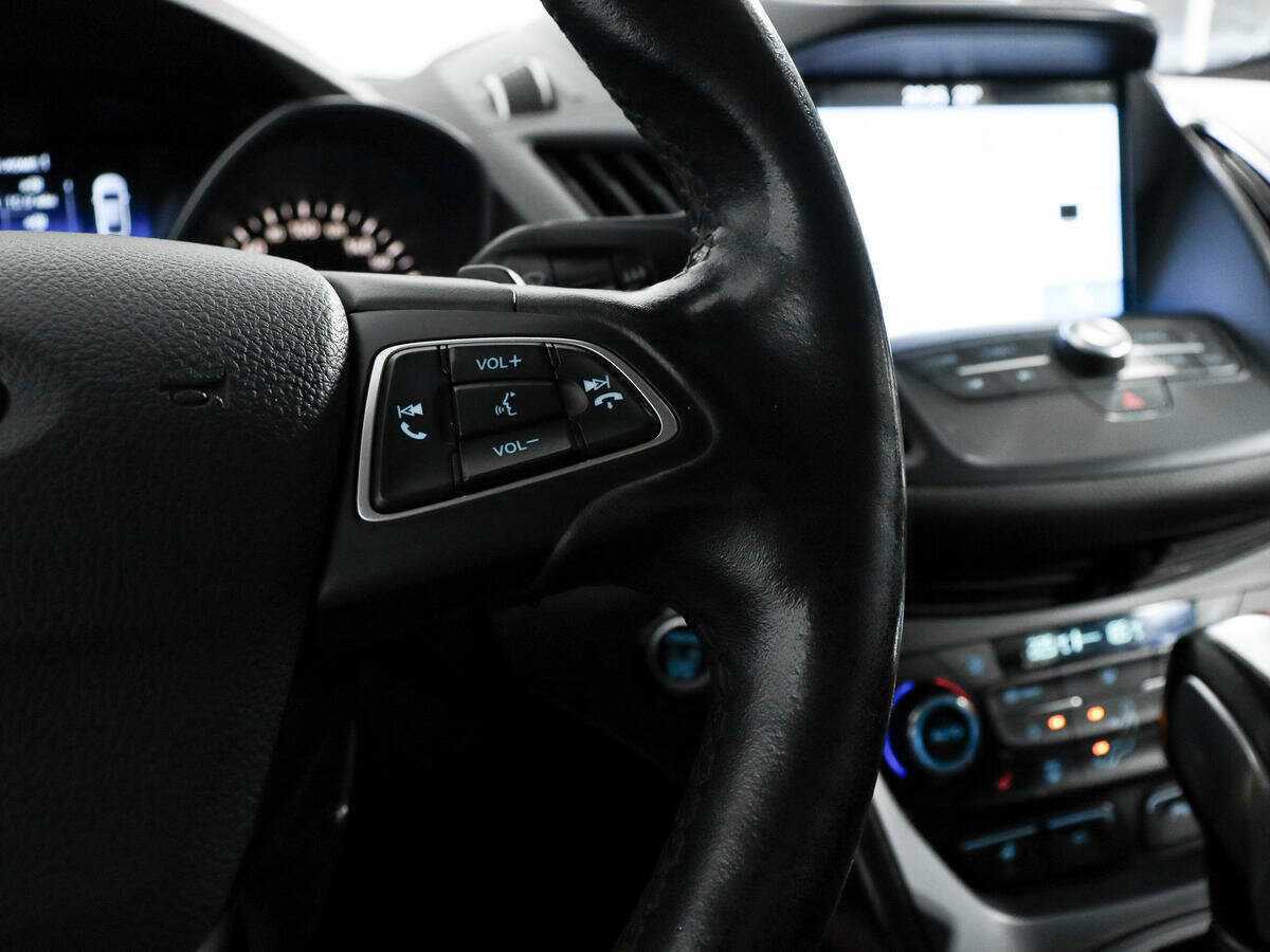 Купить Ford Kuga с пробегом. Фото: #12