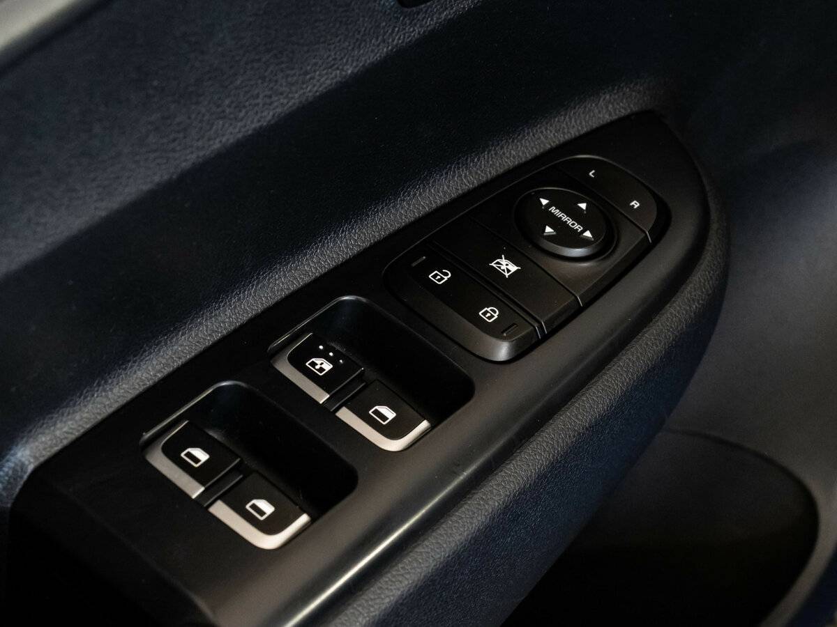 Купить Kia Rio с пробегом. Фото: #14