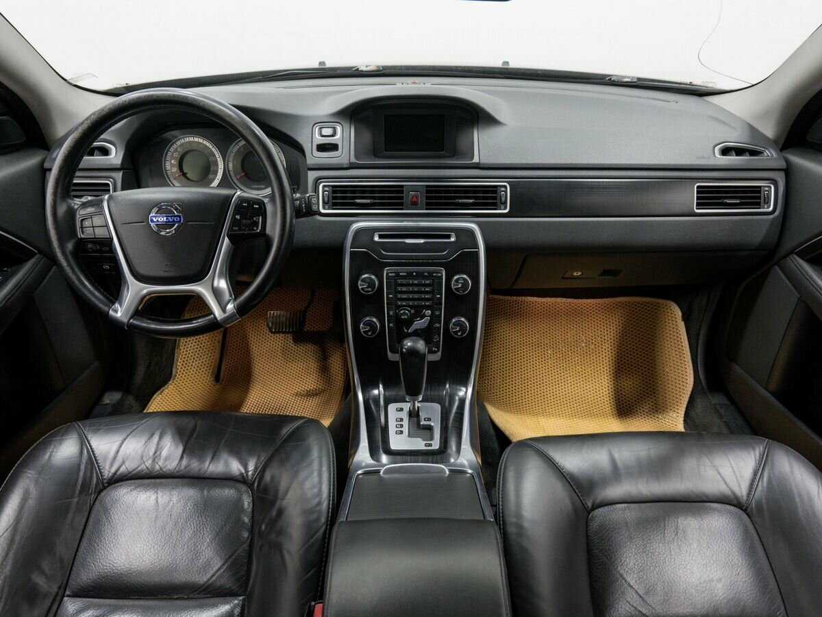 Купить Volvo XC70 с пробегом. Фото: #9