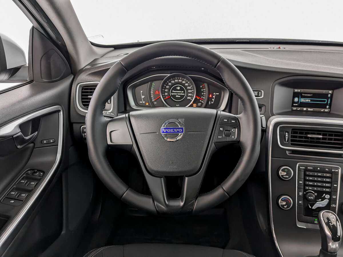 Купить Volvo S60 с пробегом. Фото: #16