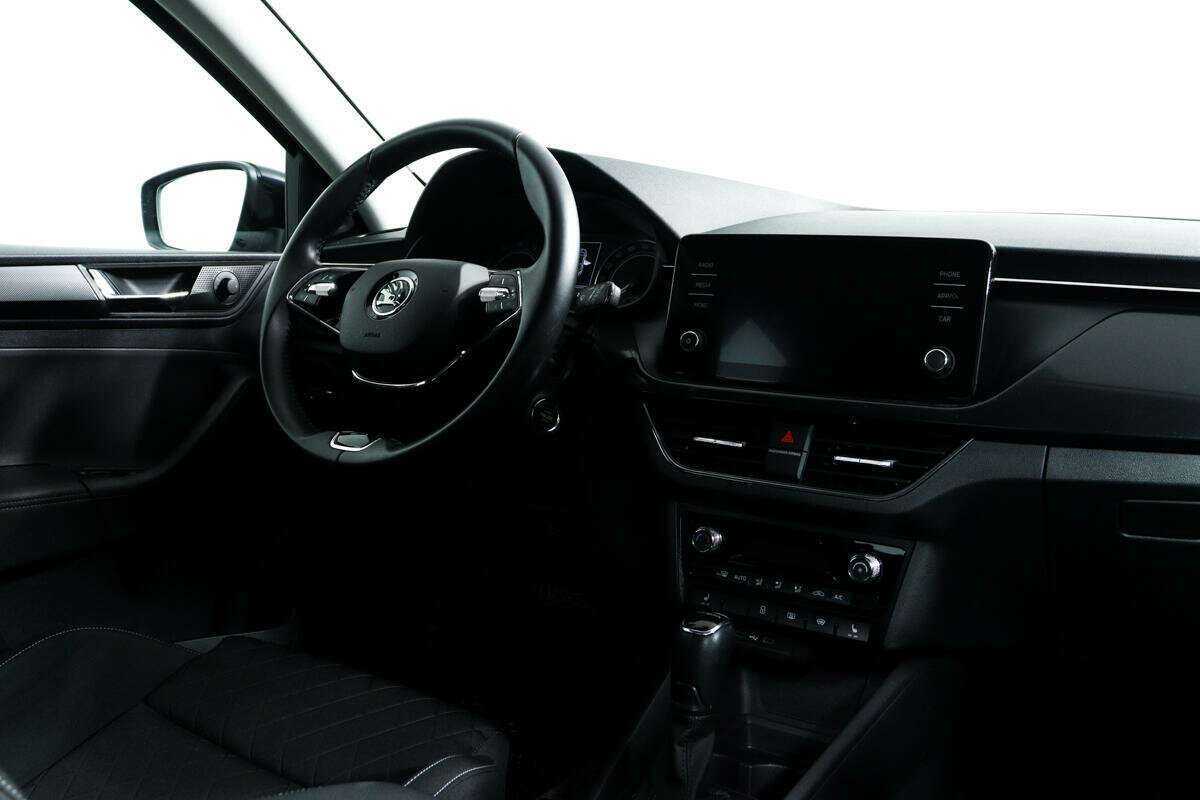 Купить Skoda Rapid с пробегом. Фото: #8