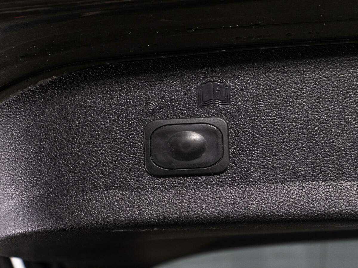 Купить Ford Kuga с пробегом. Фото: #14