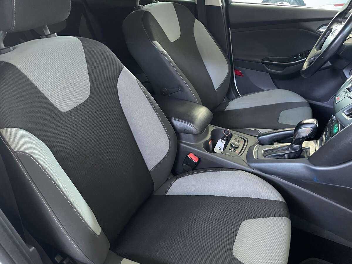 Купить Ford Focus с пробегом. Фото: #17