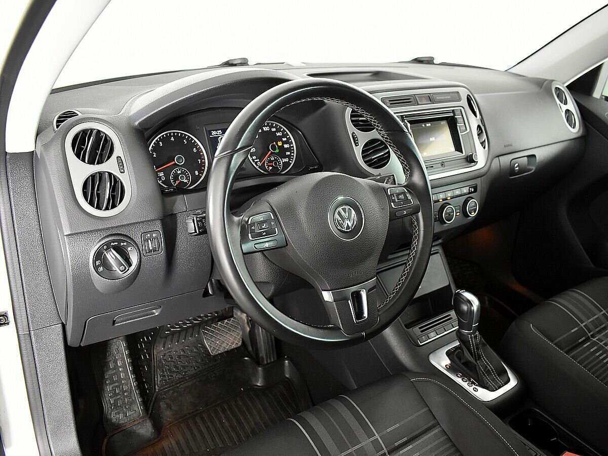Купить Volkswagen Tiguan с пробегом. Фото: #6