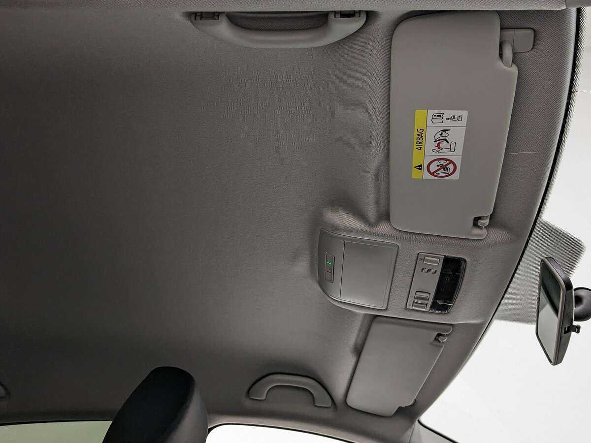 Купить Volkswagen Polo с пробегом. Фото: #18