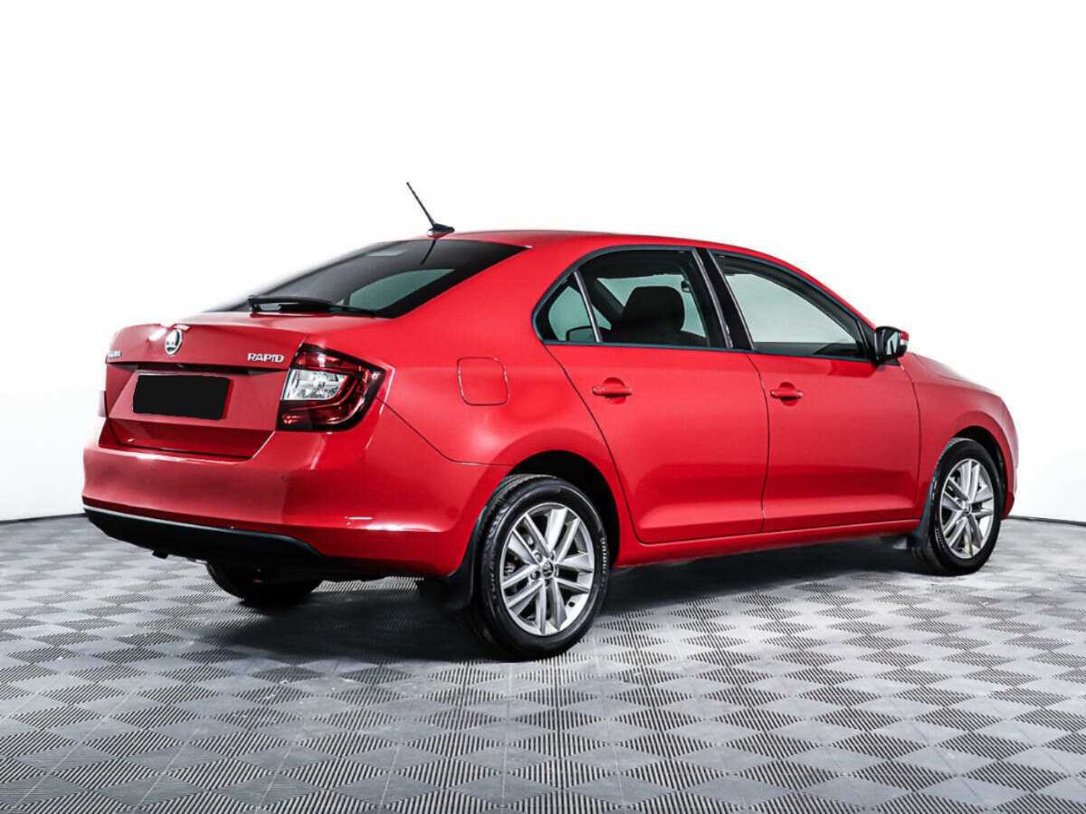Купить Skoda Rapid с пробегом. Фото: #4