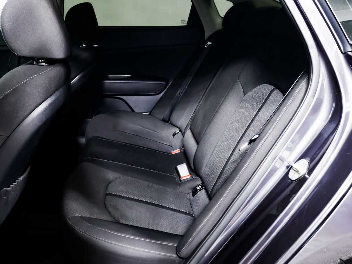 Купить Kia Optima с пробегом. Фото: #9