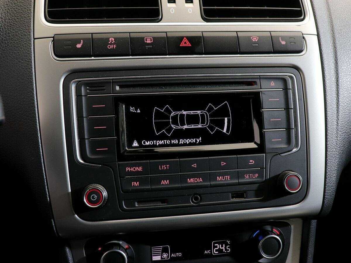 Купить Volkswagen Polo с пробегом. Фото: #16