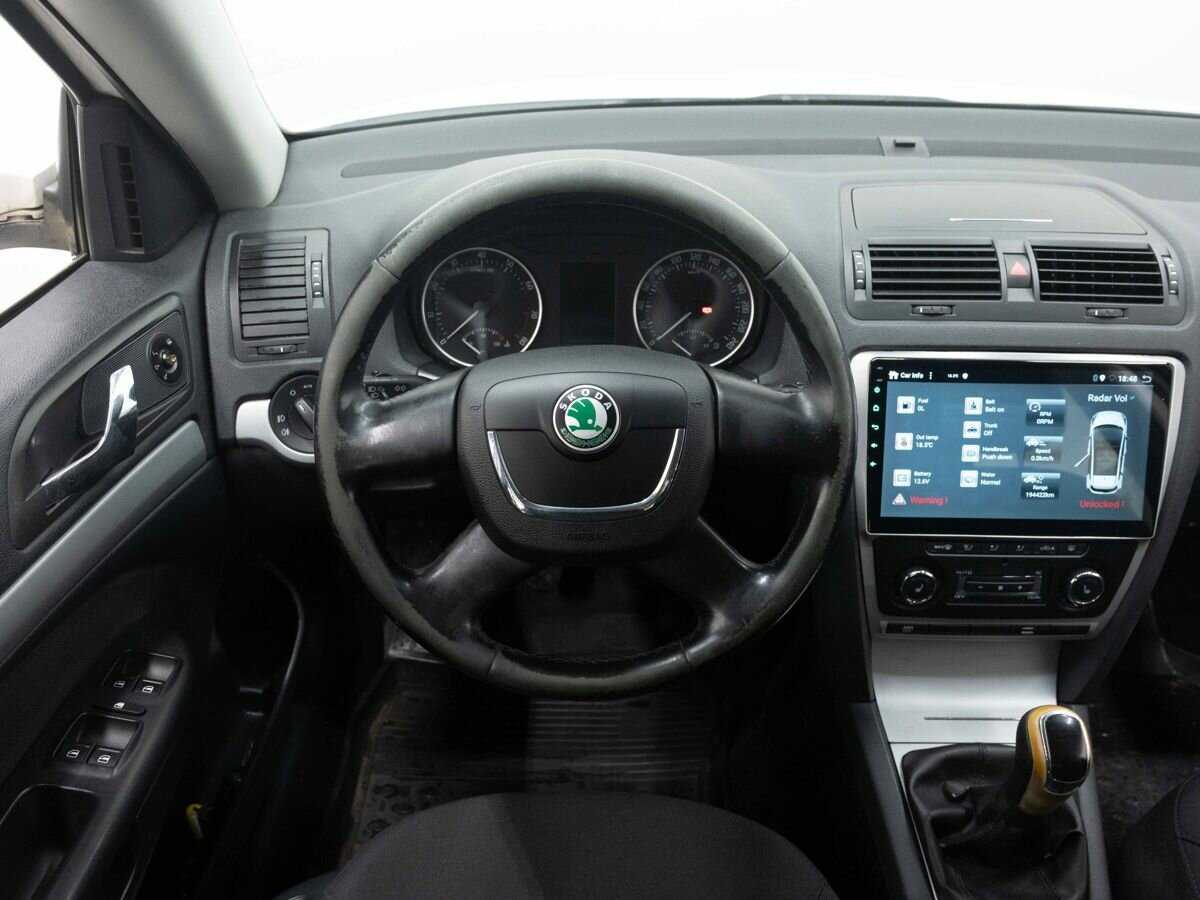 Купить Skoda Octavia с пробегом. Фото: #13