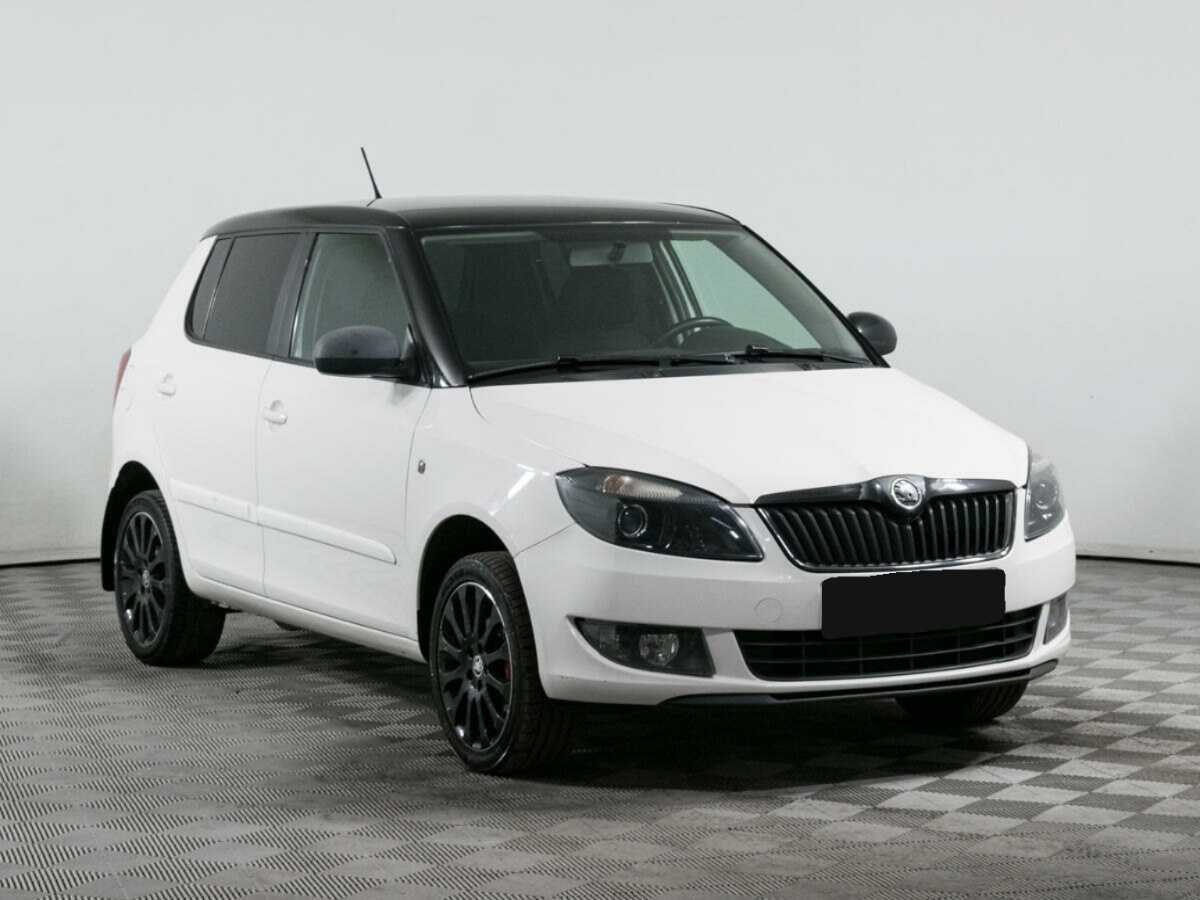 Купить Skoda Fabia с пробегом. Фото: #2
