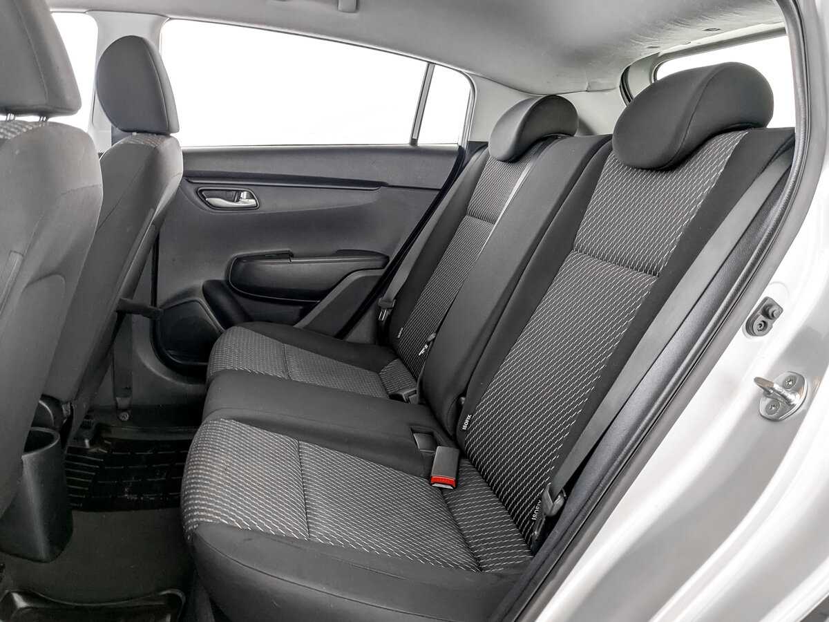Купить Kia Rio с пробегом. Фото: #11