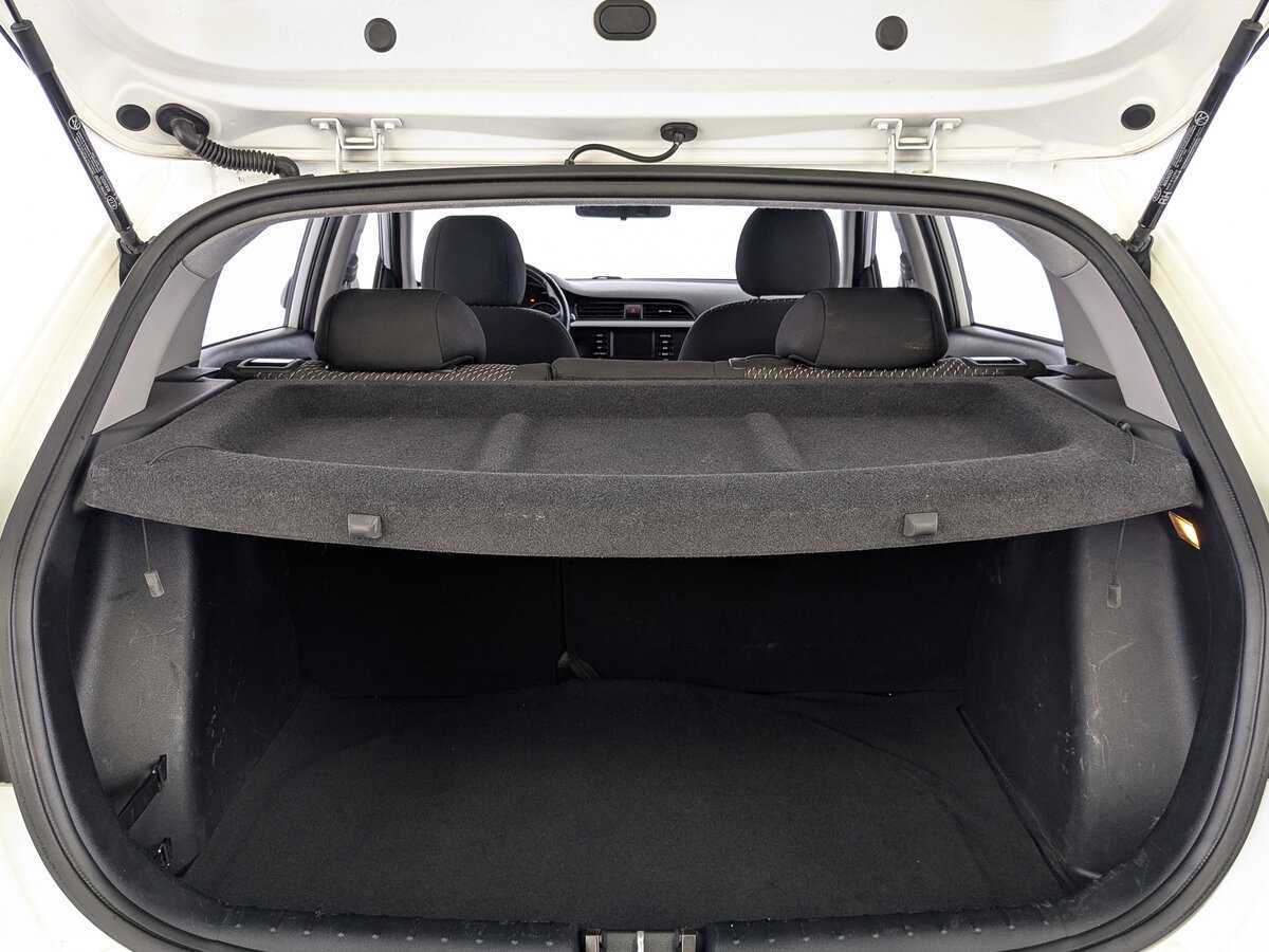 Купить Kia Rio с пробегом. Фото: #9