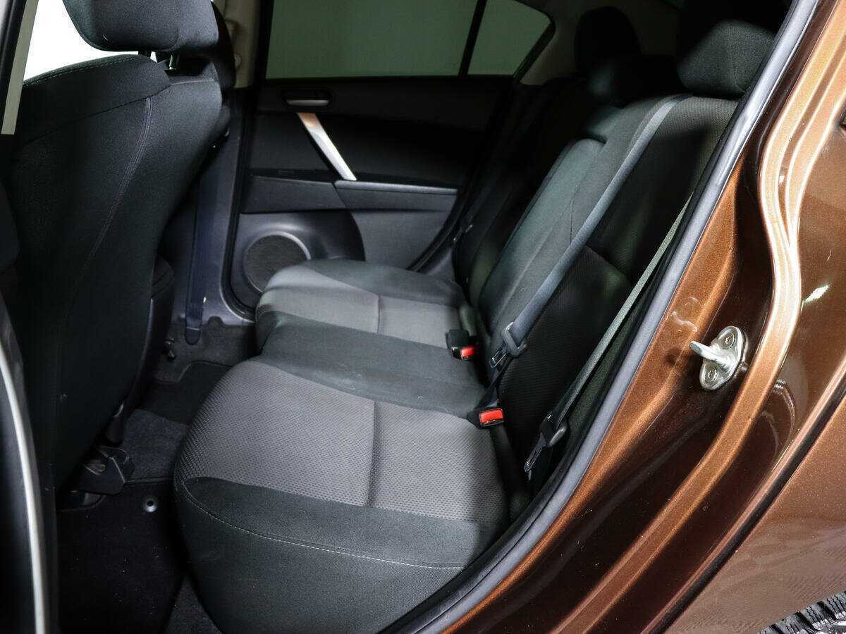 Купить Mazda 3 с пробегом. Фото: #7