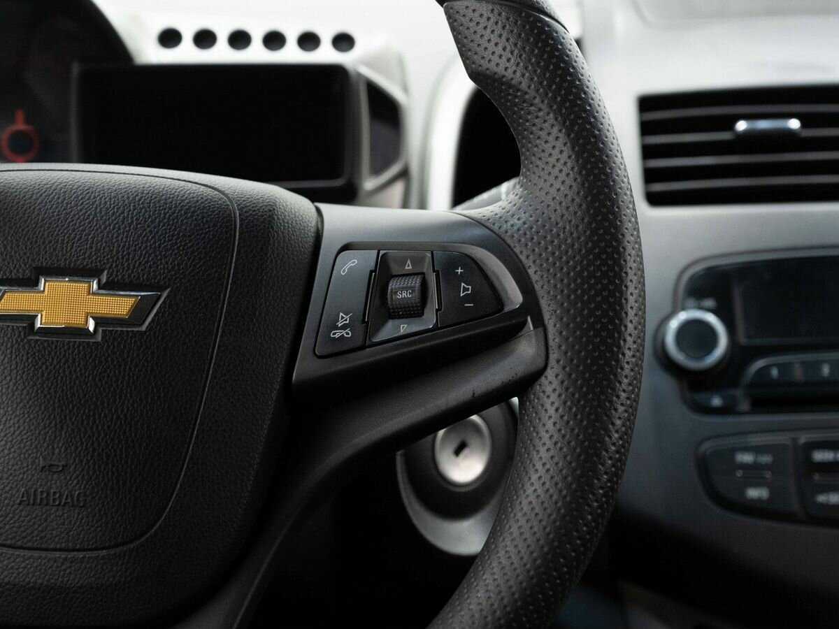 Купить Chevrolet Aveo с пробегом. Фото: #14
