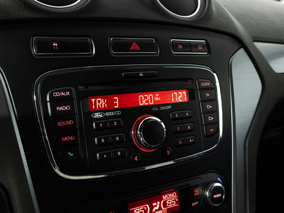 Купить Ford Mondeo с пробегом. Фото: #16