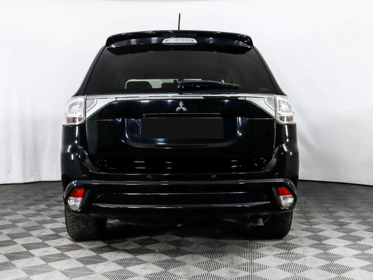 Купить Mitsubishi Outlander с пробегом. Фото: #6
