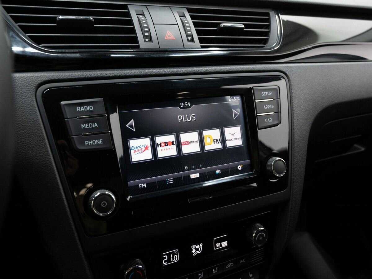 Купить Skoda Rapid с пробегом. Фото: #21