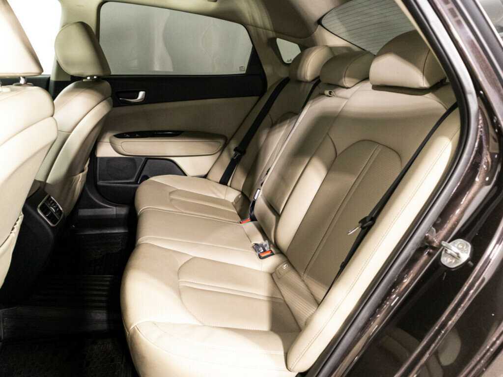 Купить Kia Optima с пробегом. Фото: #9