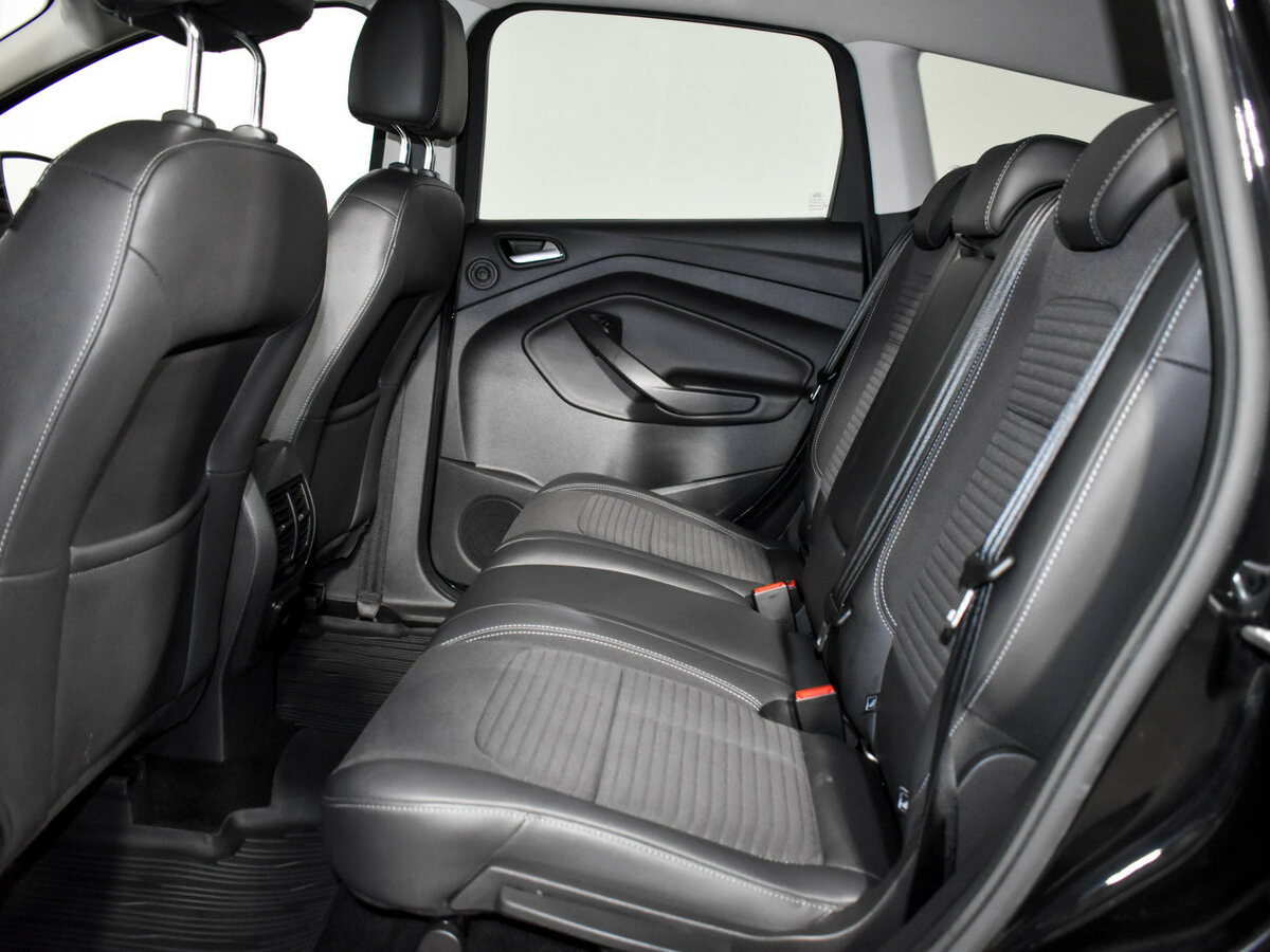 Купить Ford Kuga с пробегом. Фото: #17