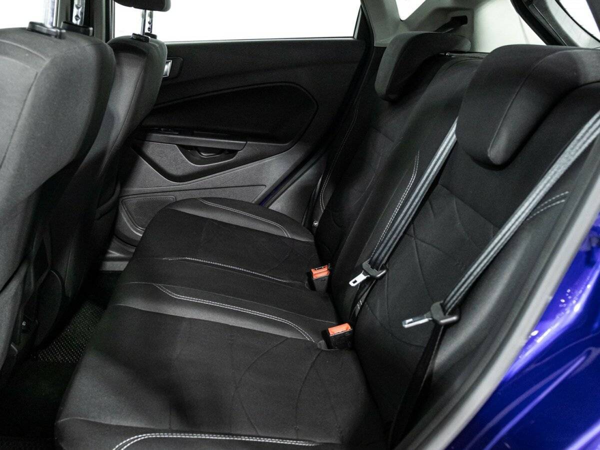 Купить Ford Fiesta с пробегом. Фото: #9