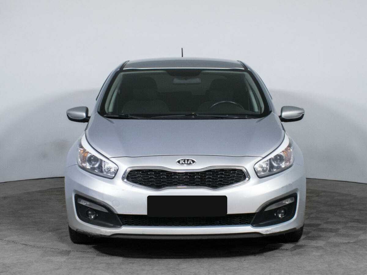Купить Kia Ceed с пробегом. Фото: #1