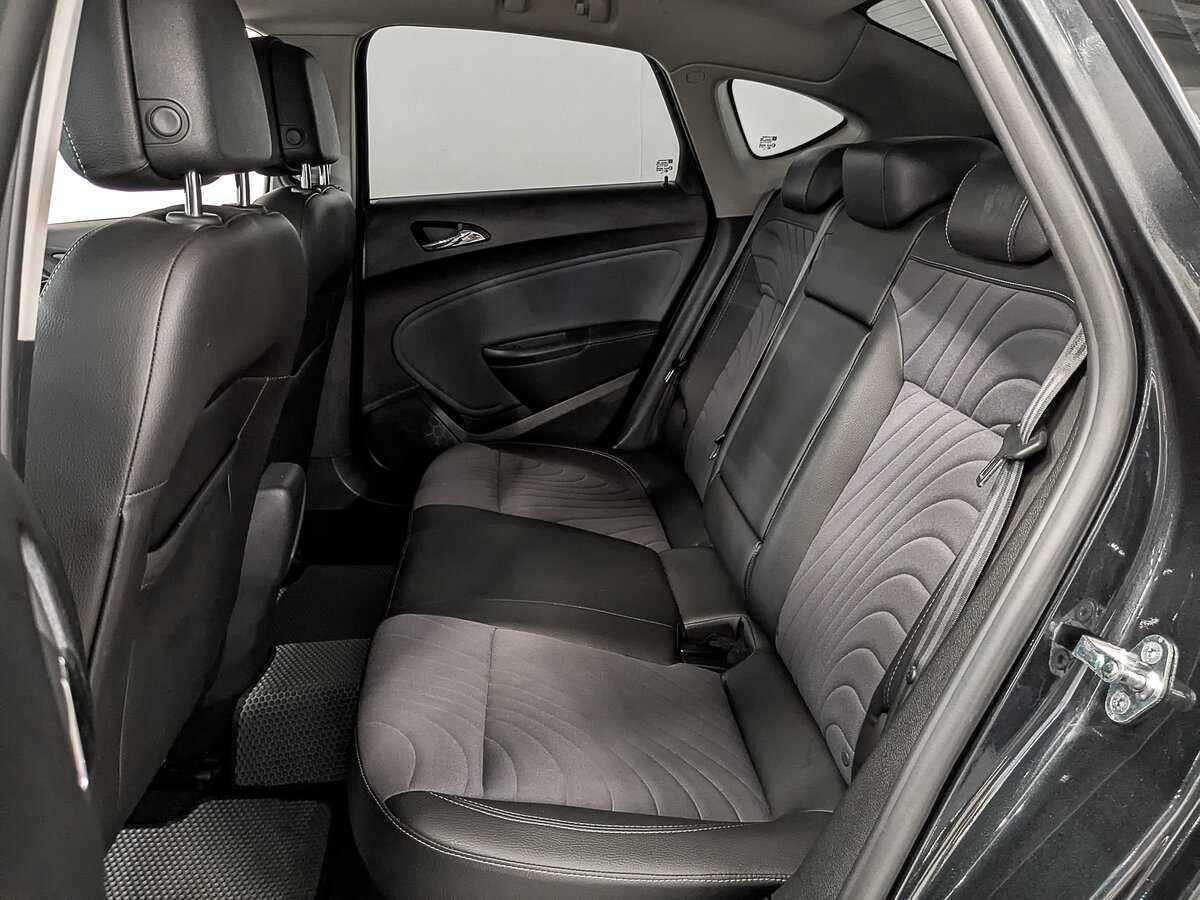 Купить Opel Astra с пробегом. Фото: #15