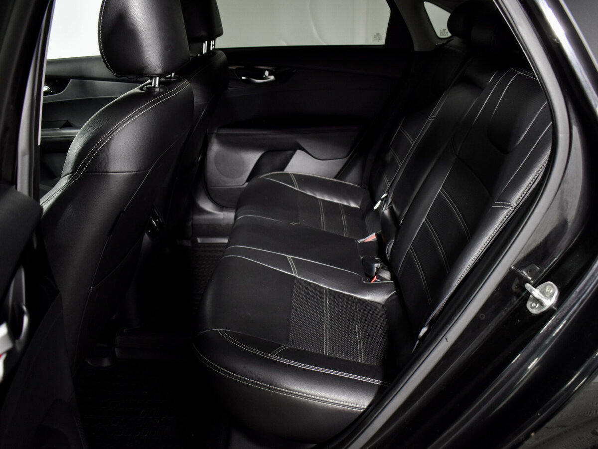 Купить Kia Cerato с пробегом. Фото: #10