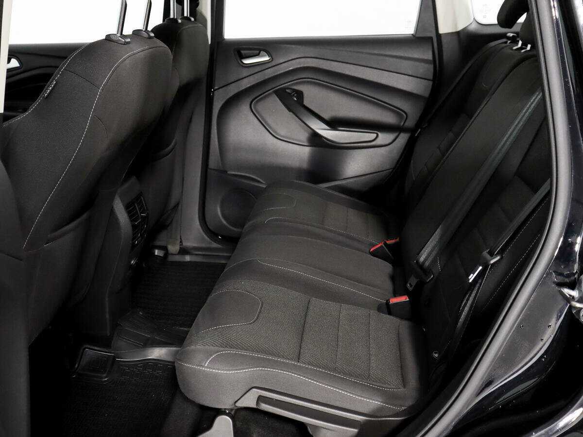 Купить Ford Kuga с пробегом. Фото: #8