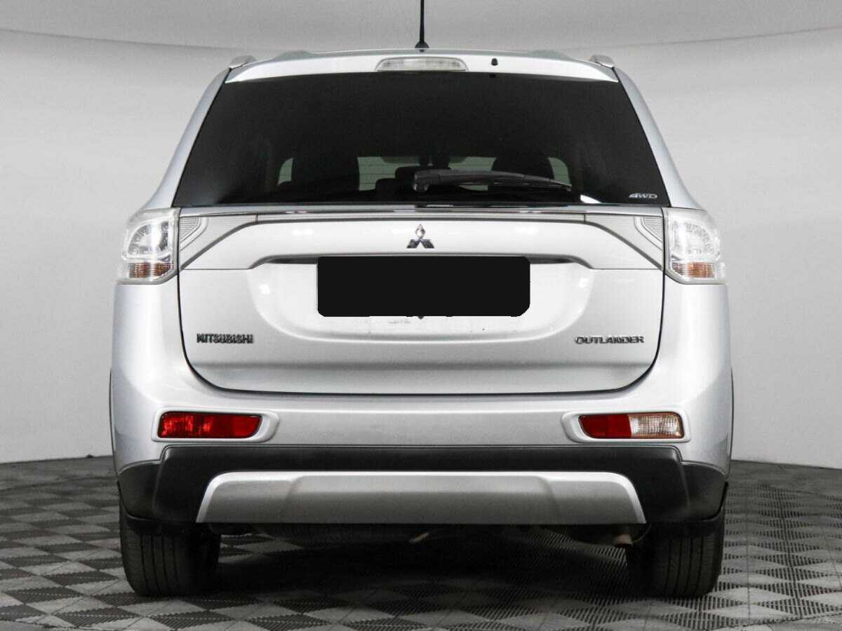 Купить Mitsubishi Outlander с пробегом. Фото: #5
