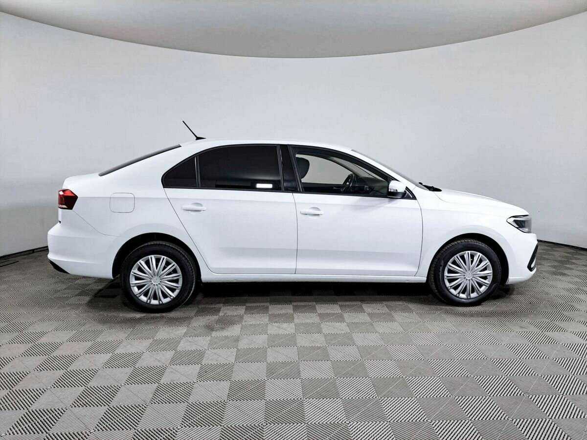 Купить Volkswagen Polo с пробегом. Фото: #3