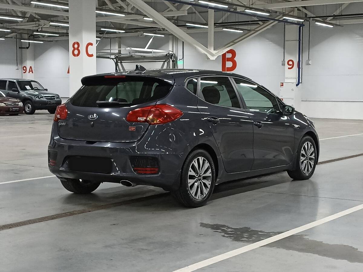Купить Kia Ceed с пробегом. Фото: #4