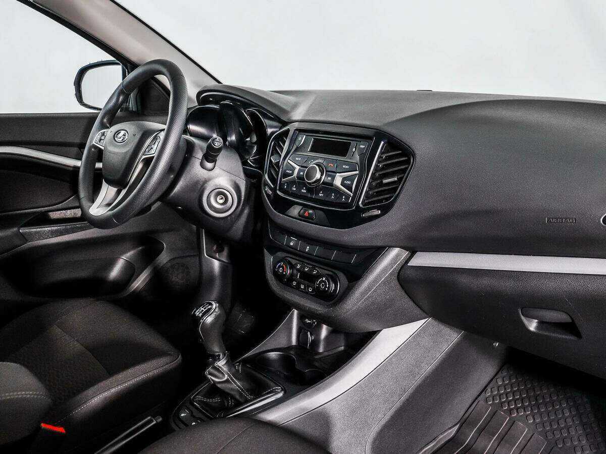 Купить Lada (ВАЗ) Vesta с пробегом. Фото: #10