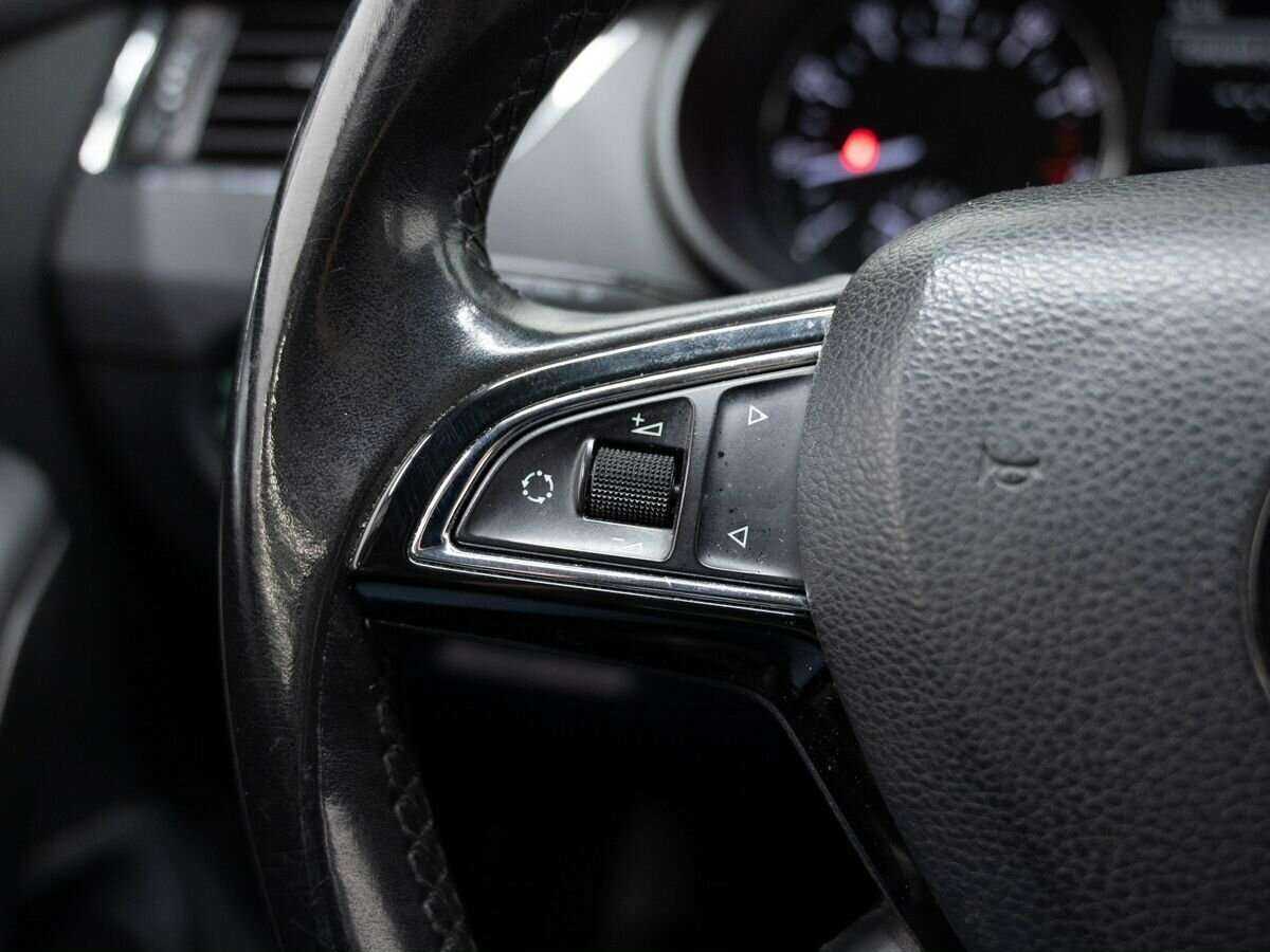 Купить Skoda Octavia с пробегом. Фото: #17