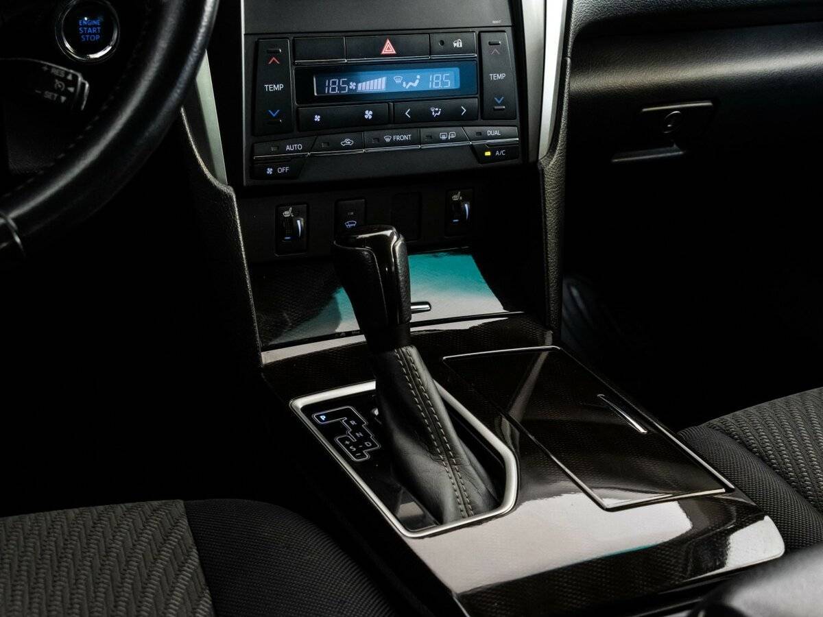 Купить Toyota Camry с пробегом. Фото: #12