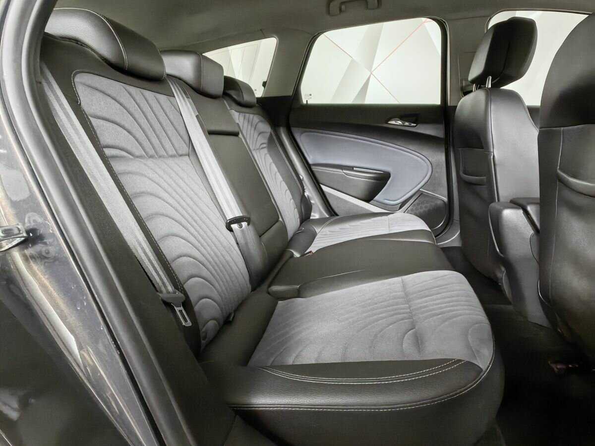 Купить Opel Astra с пробегом. Фото: #11