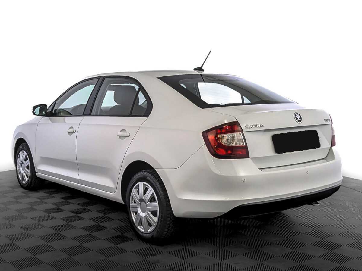 Купить Skoda Rapid с пробегом. Фото: #6
