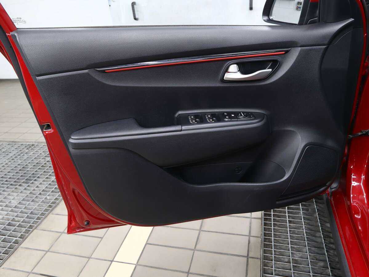 Купить Kia Rio с пробегом. Фото: #13