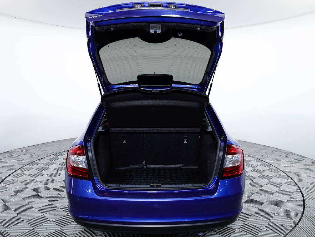 Купить Skoda Rapid с пробегом. Фото: #20