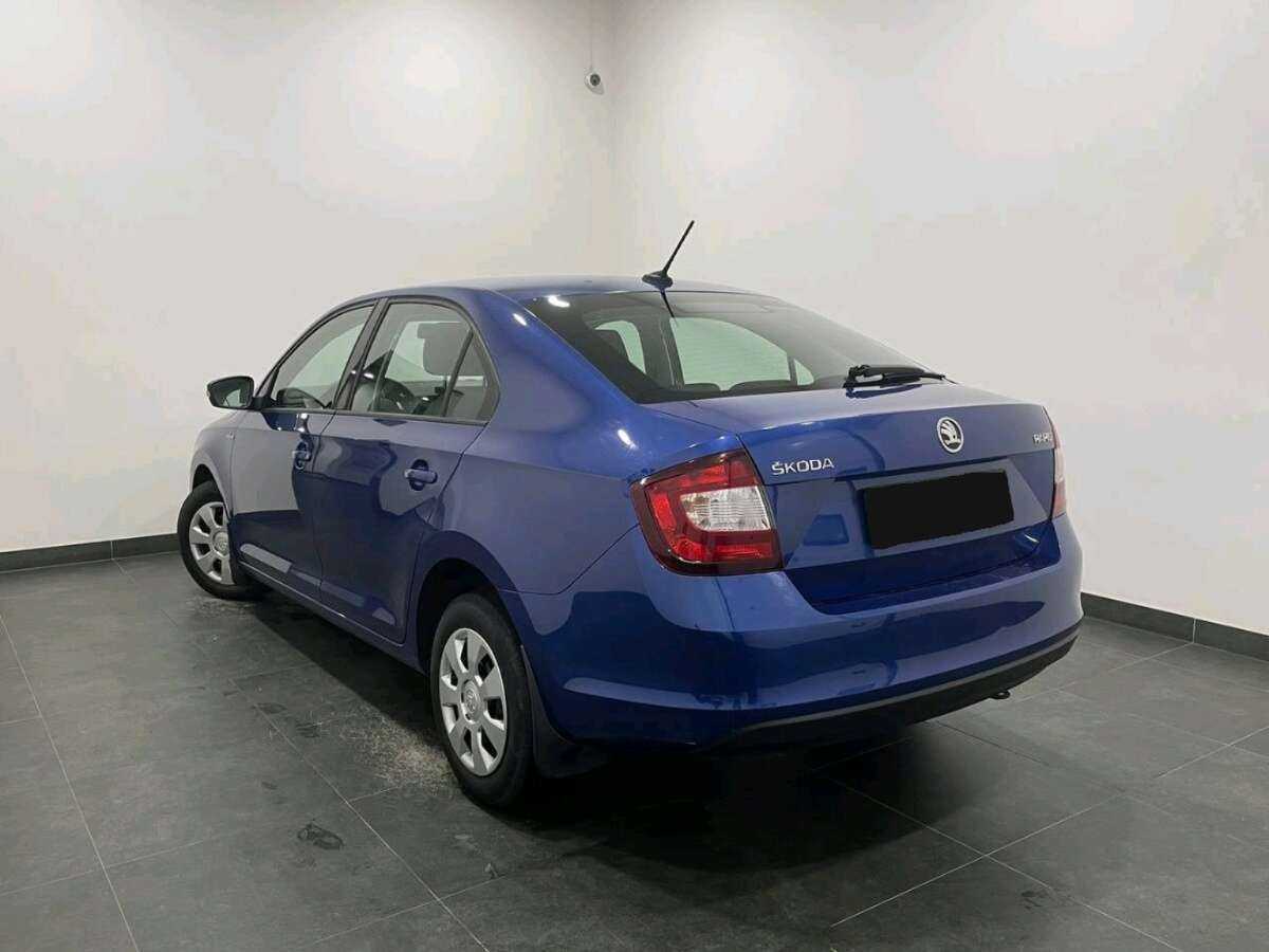 Купить Skoda Rapid с пробегом. Фото: #3