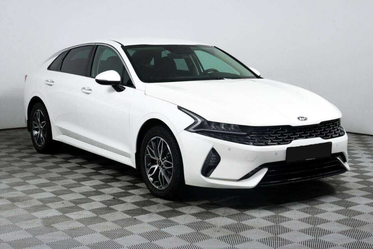 Купить Kia K5 с пробегом. Фото: #2