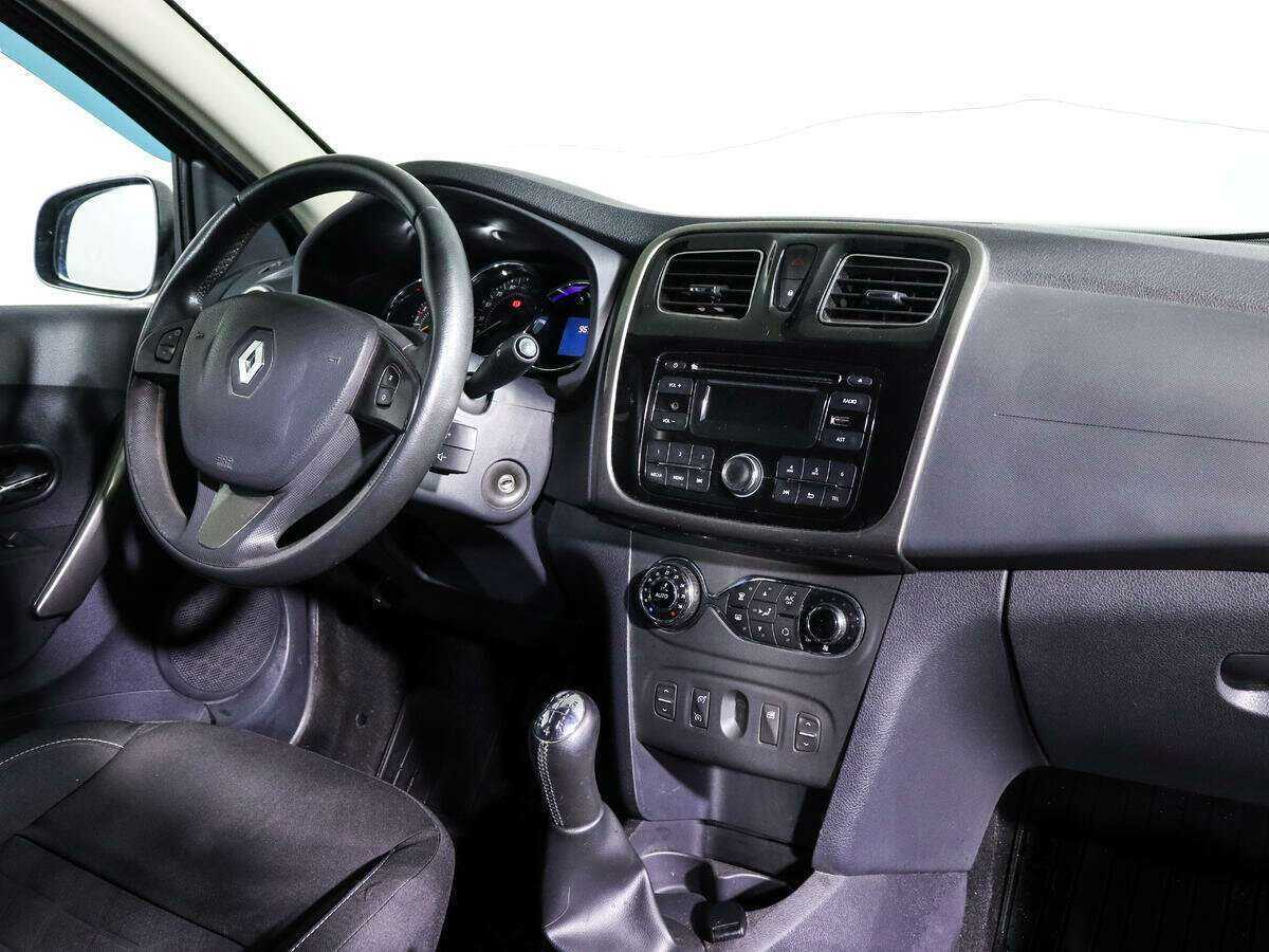 Купить Renault Sandero с пробегом. Фото: #6