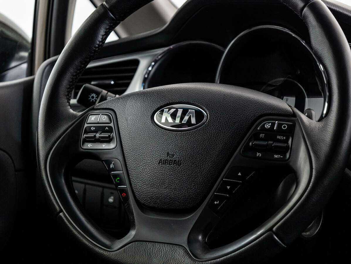 Купить Kia Ceed с пробегом. Фото: #14