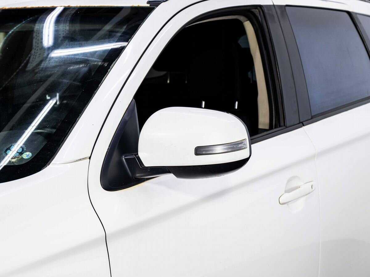 Купить Mitsubishi Outlander с пробегом. Фото: #7