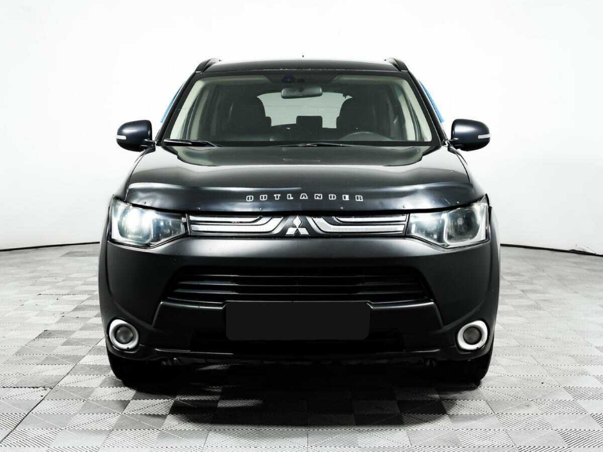 Купить Mitsubishi Outlander с пробегом. Фото: #1